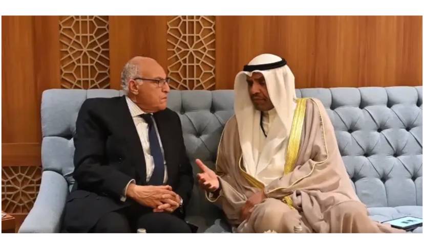 Mr. Attaf holds bilateral talks with his Kuwaiti counterpart